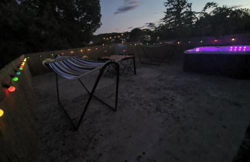 50m2, 4 personnes , jacuzzi et sauna privatif - Photo 18