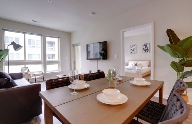 Alexandria Modern Apt Amazing Amenities - Photo 12