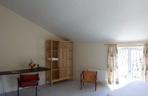 Le charme au centre du village - Photo 18