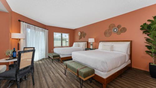 Boho Chic Garden Condo 7 Min to Universal Parks - Photo 1
