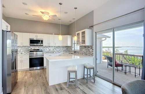 Waterfront Villa 3BD 3BA Townhome Side B Bring Your Boat - Foto 13