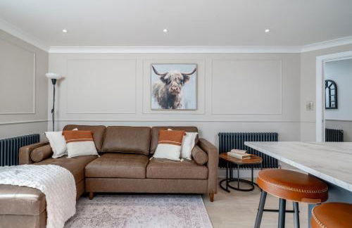 2 Bed Flat in Woking Central - Foto 41