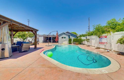 Game Room, Pool! Family Home 25 Mi to Disneyland - Foto 35