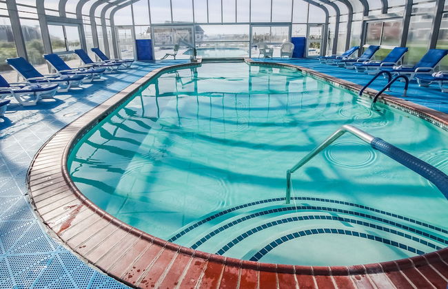 Edgewater Beach Resort, a VRI resort - Photo 26