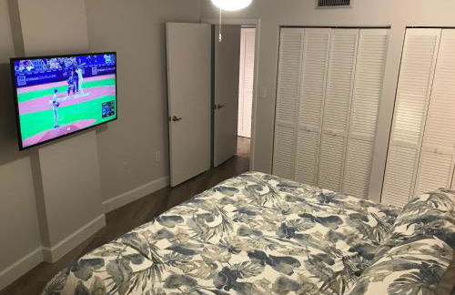 LICENSED MGR - MODERN OCEANFRONT CONDO! BEAUTIFUL OCEAN VIEWS! BEACH RESORT! 2 KING BEDs! - Foto 25