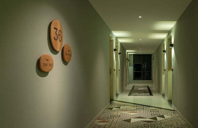 Ami Suites - Photo 60