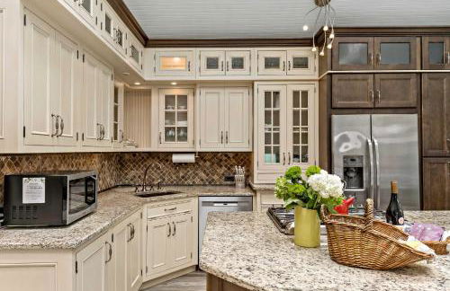 Guilford Carriage House at Granite Lodge! - Foto 16