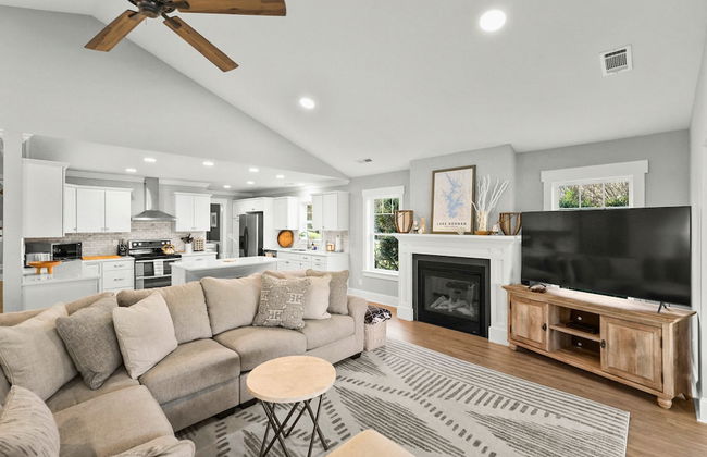 Dock Days by Avantstay Swimming Platform Dock - Foto 23