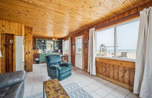 Lake Views with Big Windows & Bath - Foto 9