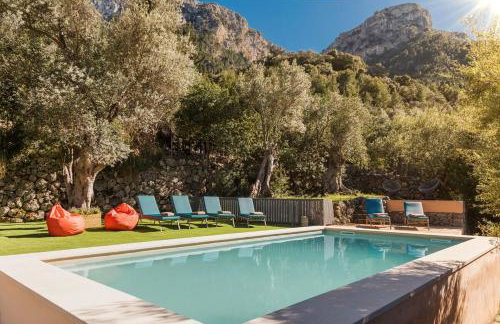 Villa renovada vista al mar y piscina climatizada - Foto 68