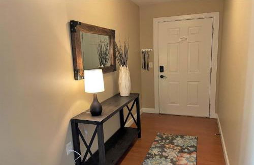 Deluxe Downtown Condo Close to Everything! - Foto 16