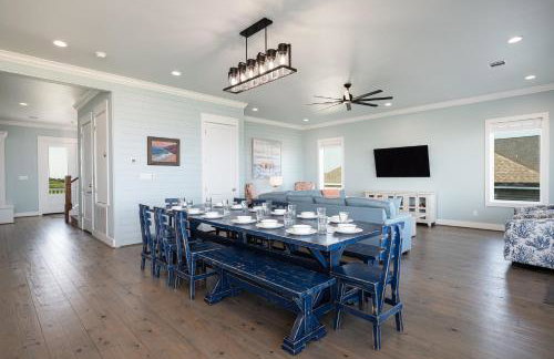 Luxury Beachfront l Sleeps 20, Hot Tub, Pool & Game Room Fun! - Foto 28