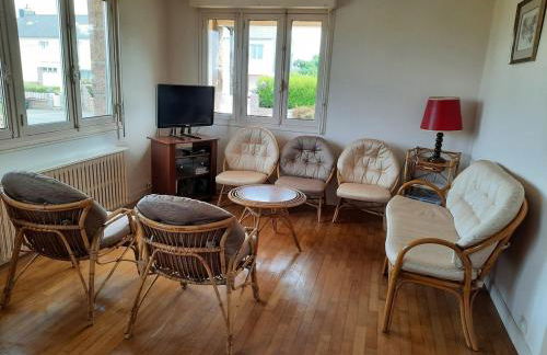 Family house for 7P 3CH with garden, calm area - Foto 6