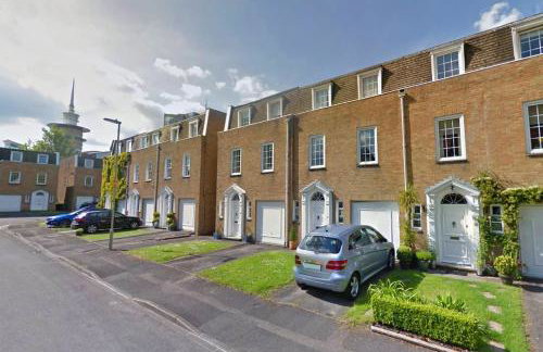 Basingstoke Townhouse - Foto 1
