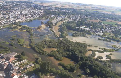La Petite Maison de la rue Fontaine Saint-Fursy - Foto 11