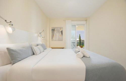 Coastal apartment, with swimming pools and close to the beach, in the tourist Bahia de Marbella - Photo 15