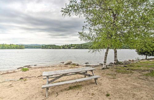 Newfound Lake Studio BBQ, Fire Pit and Beach Access - Foto 24