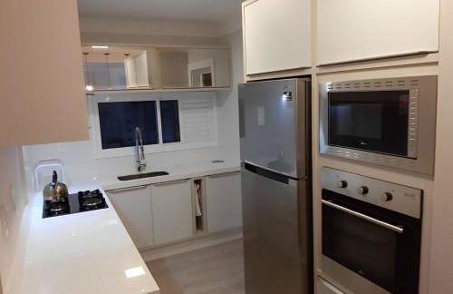 Meia Praia Apto Fino Acabamento 3 suítes e 2 garagens - Foto 19