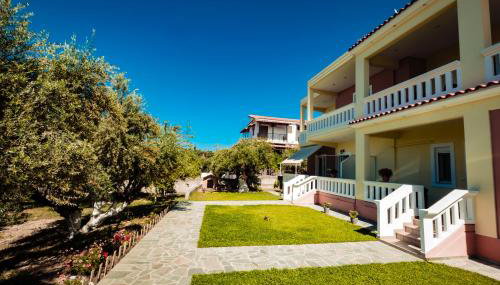 Τα ανετα διαμμερισματα του Λεκα - Foto 3, Garden