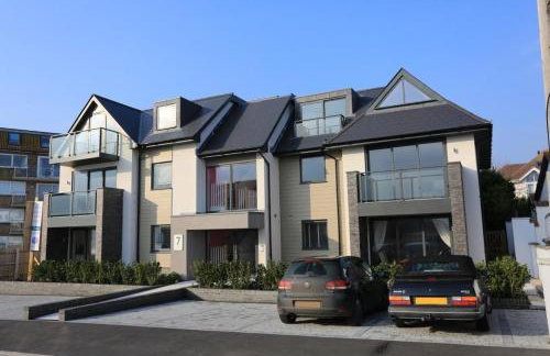 LIKONI 3 by BOURNECOAST - A Modern Apartment with SEA VIEWS, Patio and Parking - FM6193 - Foto 22