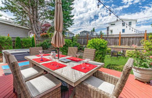 Entire house with Four Bedrooms, Hot Tub, BBQ, Private Backyard, FREE WiFi and Parking, near Seattle, EV - Foto 9