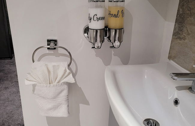 Hidden Treasure- 2 Beds Sleeps 3 Gillingham - Foto 14