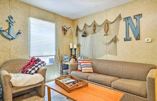 Home on Jordan Lake with Shared Dock and Boat Slip! - Foto 5