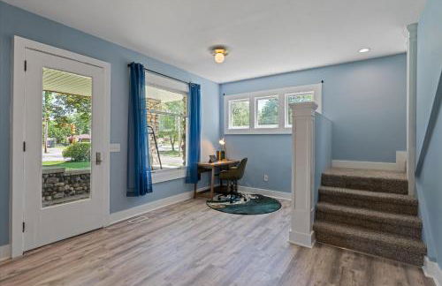 5bd Movie Theater - 7mins to UND - Backyard BBQ - Foto 63