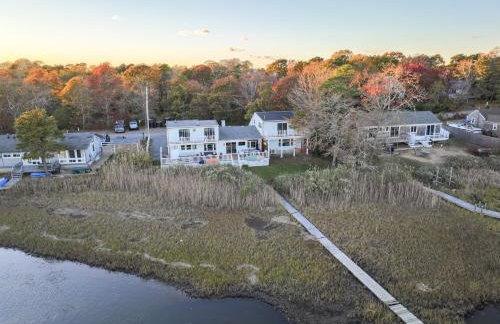 Waterfront Escape HotTub, Pets OK, Pool Table - Foto 7