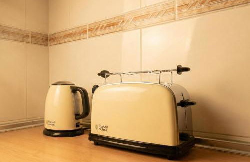 Spacious 2-Bedroom Apartment - Walk to Isla Mágica - AC - Premium Bed - Foto 30