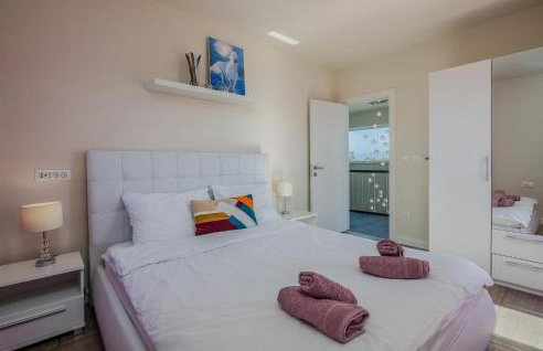 4 Bedroom Gorgeous Home In Krk - Foto 31