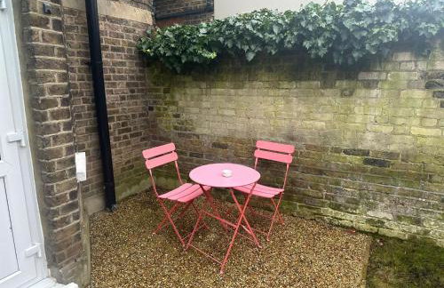 Charming Apartment in West Ealing, 12 Mins to Central London by Train, Free Parking, 8-Min Walk to Station - Foto 19