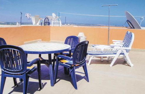 Beautiful Apartment In Torrevieja - Foto 4