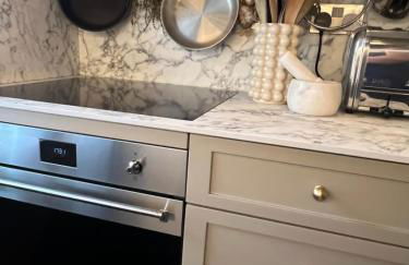 Painter's Cottage - Photo 9