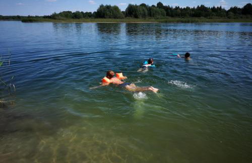 domki domek na jeziorem Wilczyńskim Budzisławskim , las, osobno ogrodzony 2-6 osób- klimatyzacja, ogrzewanie, 62-550 Zygmuntowo gm Wilczyn - Foto 8