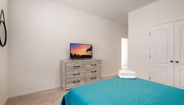 7 Bed Private Pool Home In Solterra Resort 7 Bedroom Home by RedAwning - Foto 5, Habitación