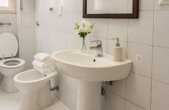 Spacious 130 sqm Luxury Apartment - 2 Bathrooms - Central Station & Old Town - Foto 14