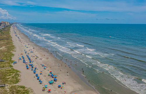 Little River 3BR Villa with Outdoor Movies & Fire Pit, Indoor Fire Place, Arcades, & Beach! - Foto 57