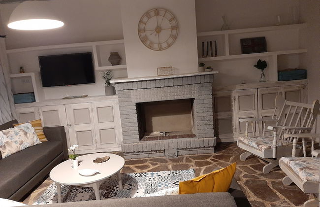 Casa Rural Garnacha de Borja has a Barbacue and Terrace - Foto 16