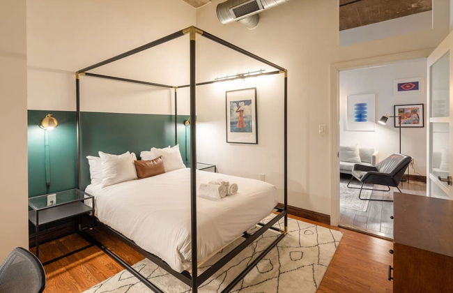 Sosuite 2BR Apt w W/d, Gym, On-site Restaurant - Photo 20