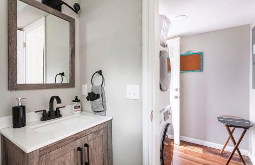 The Refuge on 5th - Pets , Patio & Firepit - Photo 41