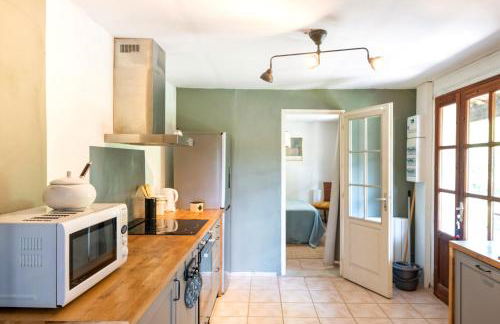 Lou Tapata - Photo 9