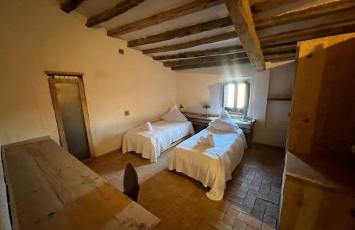 CASA RURAL DE ENSUEÑO EN CANTALLOPS CON 9 HABITACIONES DOBLES CON BAÑOS PRIVADOS Y PISCINA DE 20M x 2,70M - Foto 51