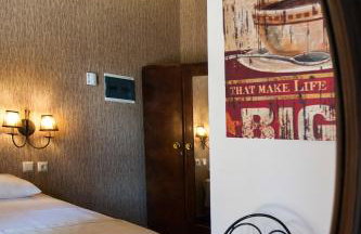 Polys Guest House - Foto 31