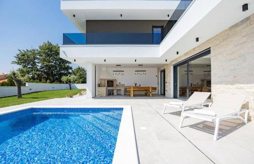 Villa MaEm in Central Istria for families with Sauna, Whirlpool & Sea View - Foto 12