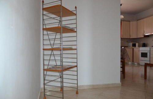 Spacious 1 bedroom apartment 2 km to Pessada beach - Photo 12