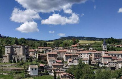 Gîte à CHALMAZEL équipé, dans hameau calme - Foto 3