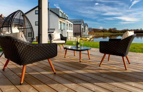 Lakeside property with spa access on a nature reserve Sandpiper BV13 - Photo 3