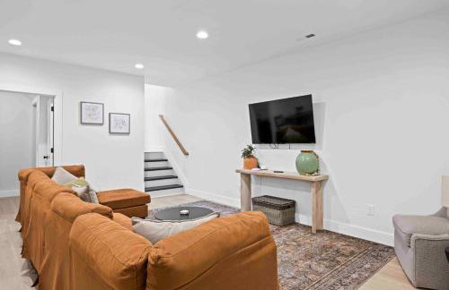 Hot Tub, 3BR for 10, Near Ark, Private Parking - Foto 14