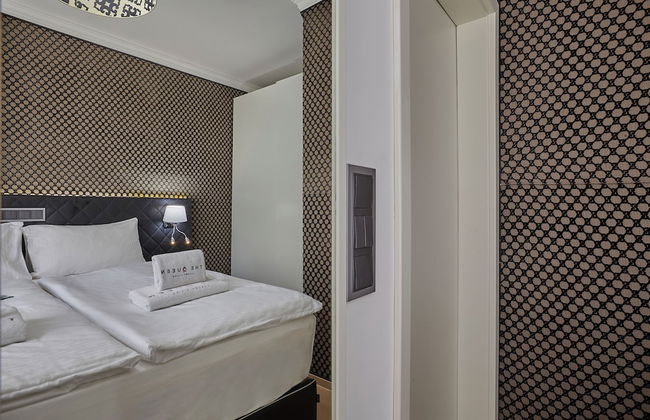 The Queen Luxury Apartments - Villa Medici - Photo 35